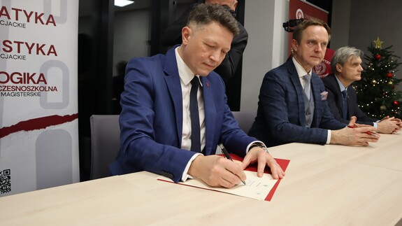 Podlaskie universities sign agreement with Polish organizations in Lithuania
