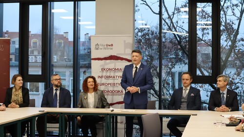 Podlaskie uczelnie podpisują porozumienie z polskimi organizacjami na Litwie