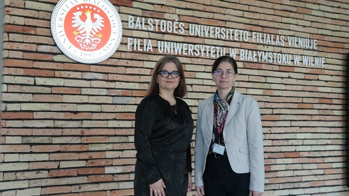 Tutoring jako kompas, tutor jako przewodnik: podróż nauczycielska w hybrydowych czasach post-humanizmu