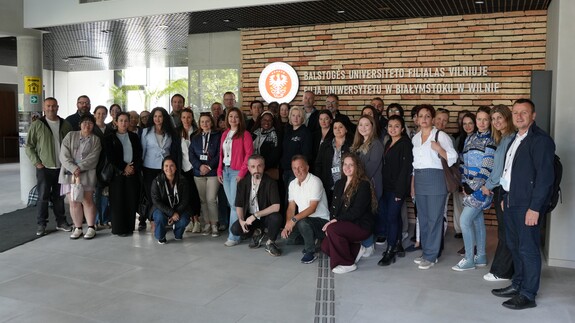 International Staff Week (I)